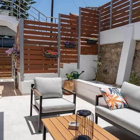 The Garden Of Zephyrus - Halepa Apartment