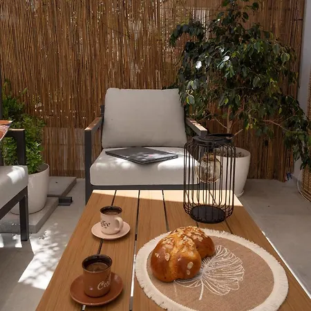 The Garden Of Zephyrus - Halepa Apartment *