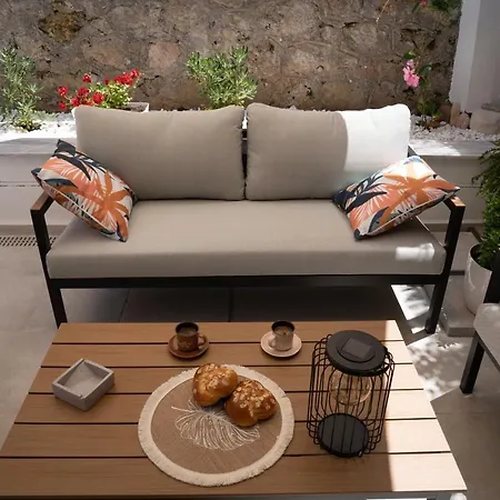 Apartment The Garden Of Zephyrus - Halepa Chania (Crete)