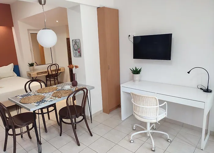 The Garden Of Zephyrus - Halepa Ханья